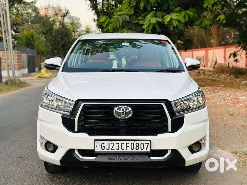 Toyota Innova Crysta [2020-ongoing] 2.4 Gx 7 Str, 2023, Diesel