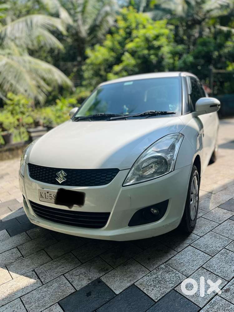 Maruti Suzuki Swift Petrol 2013