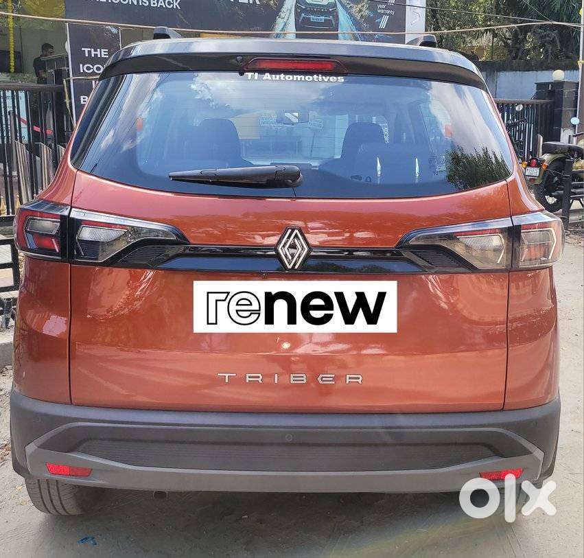 Renault Triber Rxz, 2025, Petrol