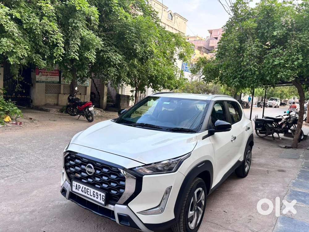 Nissan Magnite 2024 Automatic Petrol Well Maintained