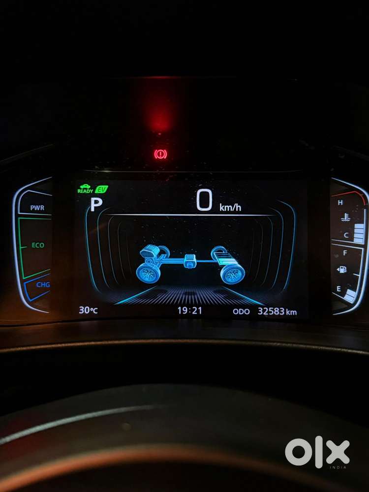 Maruti Suzuki Grand Vitara 1.5 Zeta Plus Intelligent Hybrid Ecvt, 20..