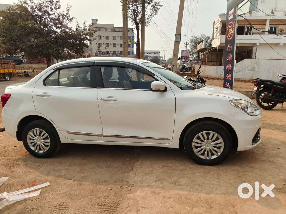 Maruti Suzuki Dzire 2021 Petrol 75000 Km Driven