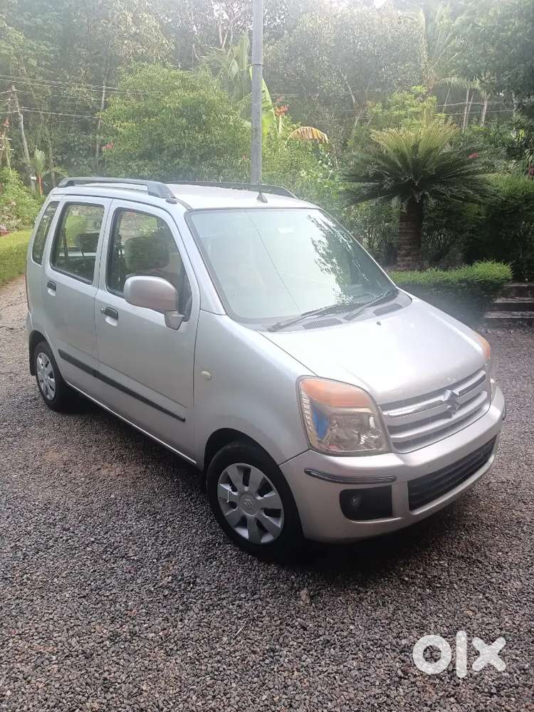 Maruti Suzuki Wagon R 2010 1.2 Petrol Good Condition Silky Silver