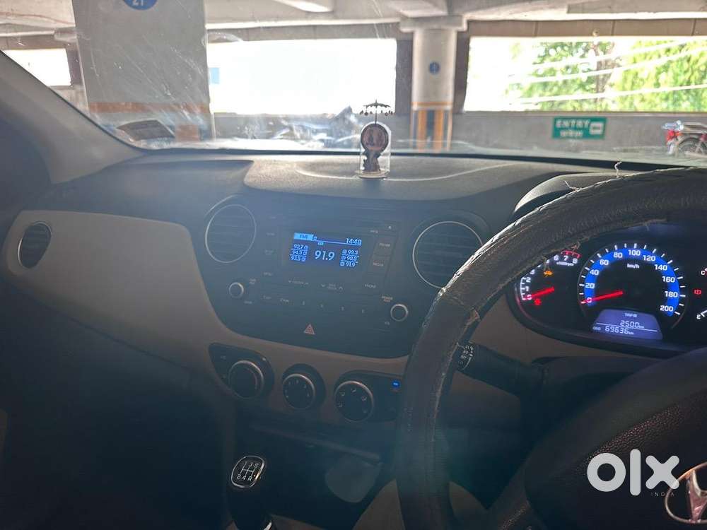 Hyundai Xcent 2015 Petrol Excellent Condition