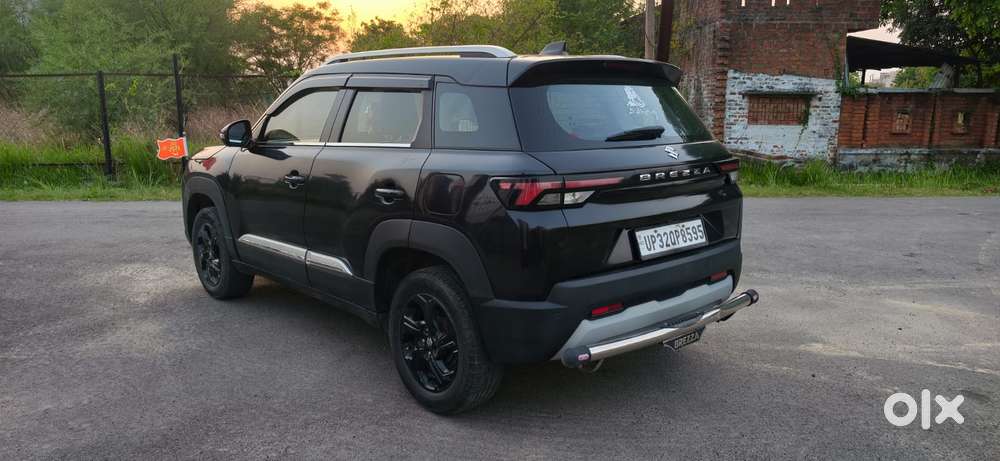 Maruti Suzuki Brezza 1.5 Zxi Smart Hybrid Dual Tone, 2025, Petrol