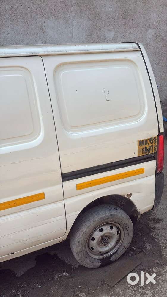 Maruti Eeco 2021 Cng 98km Driven