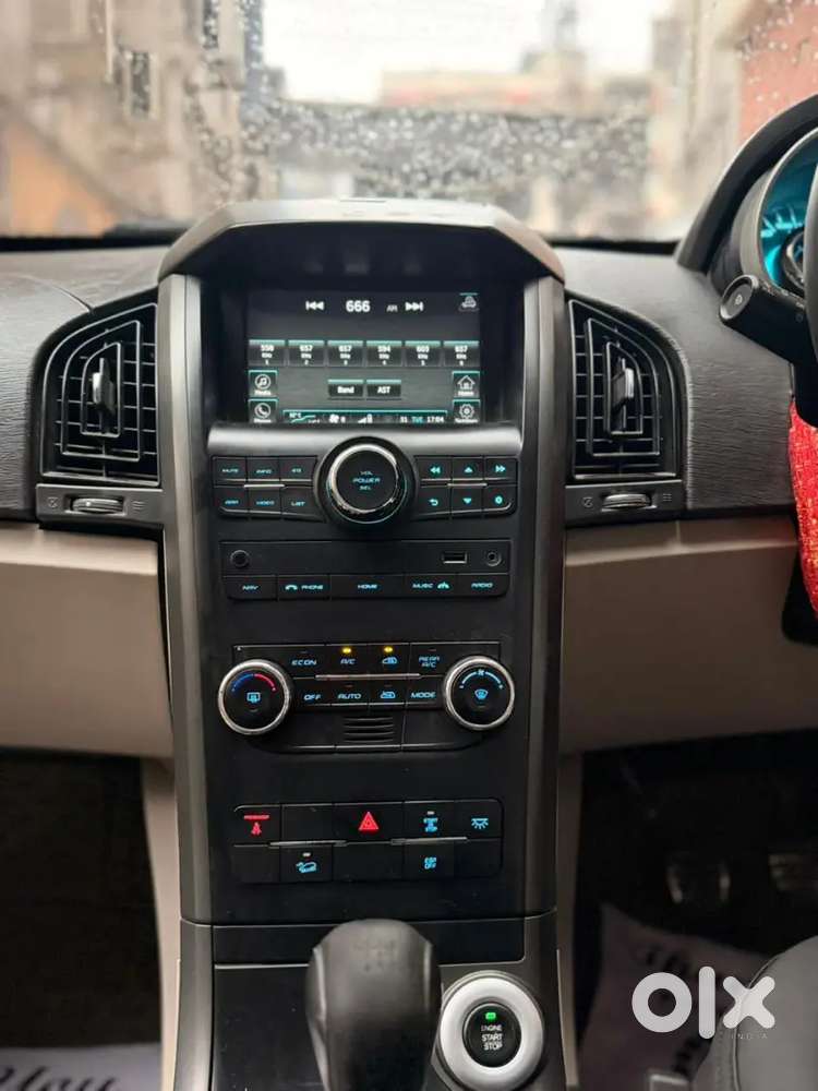 Mahindra Xuv500 2017 Diesel 53000 Km Driven