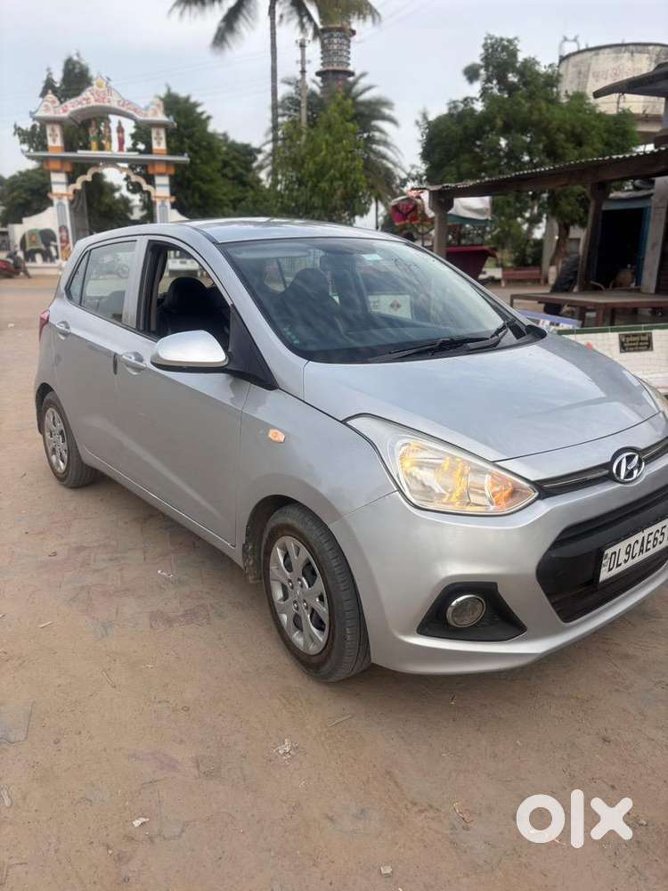 Hyundai Grand I10 2015 Cng & Hybrids Well Maintained