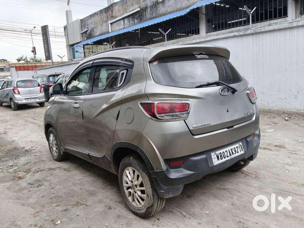 Mahindra Kuv 100 Mfalcon G80 K8 Dual Tone, 2017, Petrol
