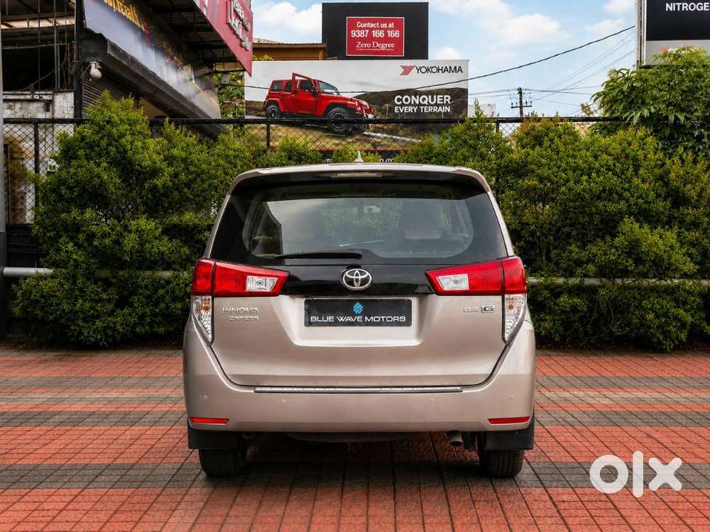 Toyota Innova Crysta 2.4 G Mt, 2024, Diesel