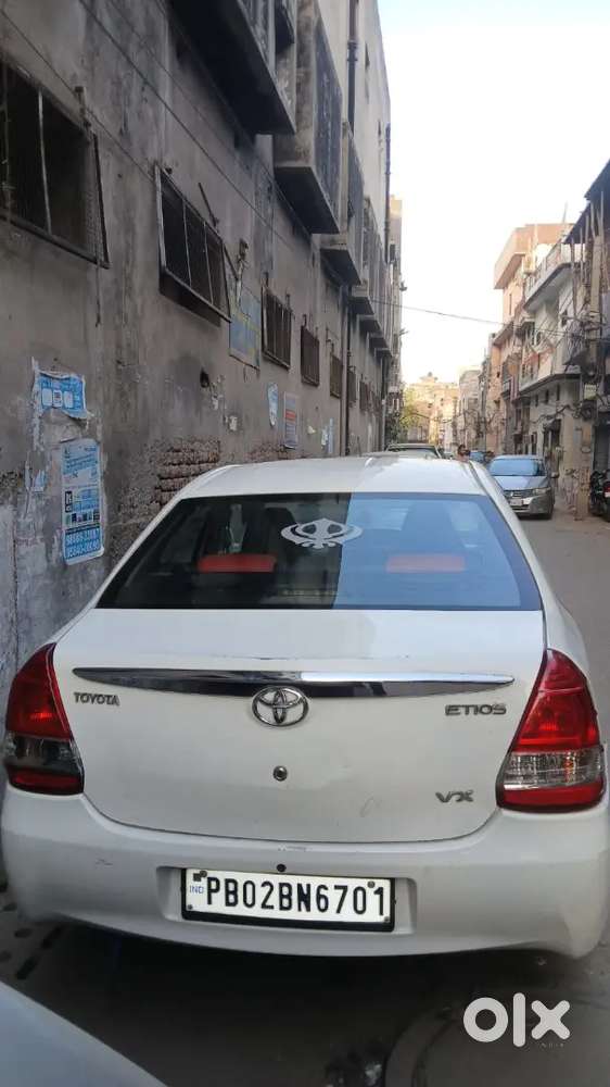 Toyota Etios 2011 Petrol Well Maintained