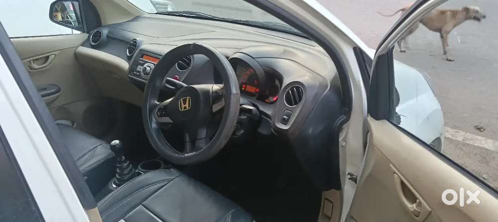 Honda Brio S Mt 2013 Model Mast Car Hai