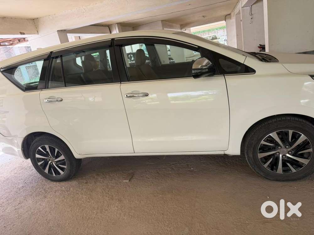 Toyota Innova Crysta 2022 Diesel Well Maintained