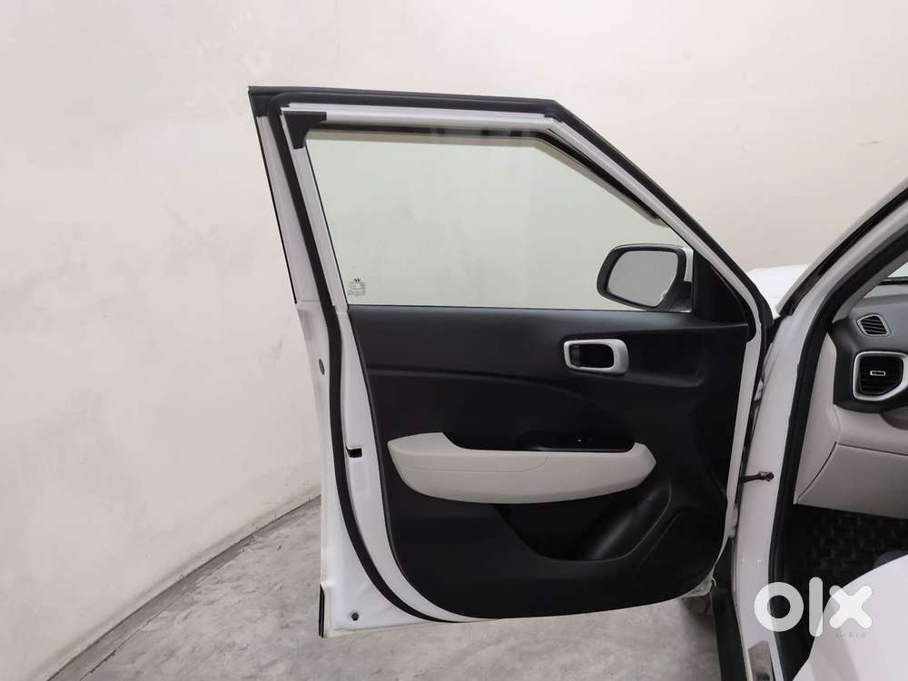 Hyundai Venue 1.0 S (o) Turbo Dct, 2024, Petrol