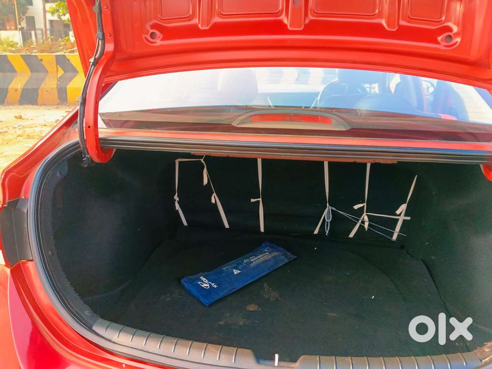 Hyundai Verna 1.5 Sx Ivt, 2019, Petrol