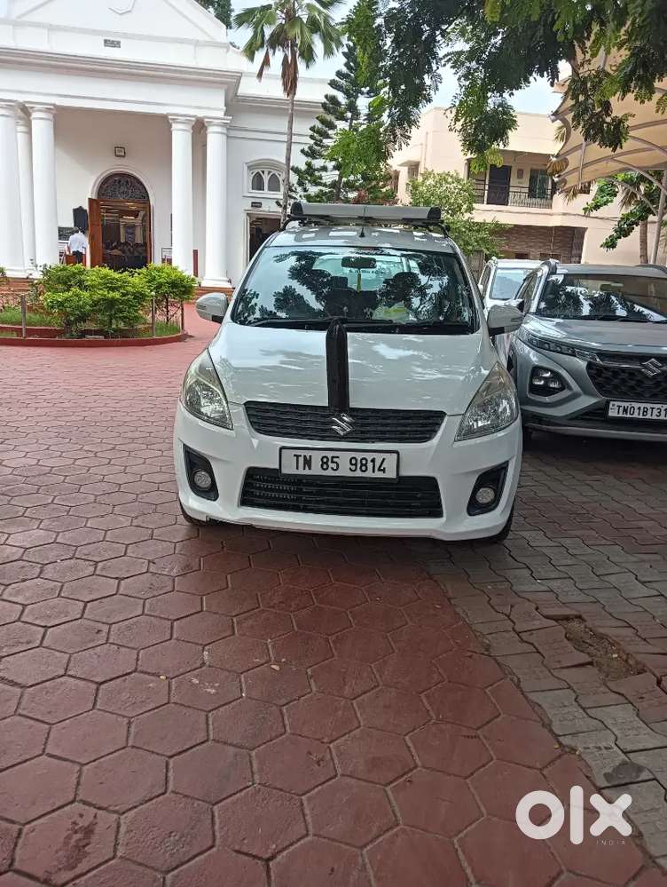 Car Neat And Fresh Luxury Looking