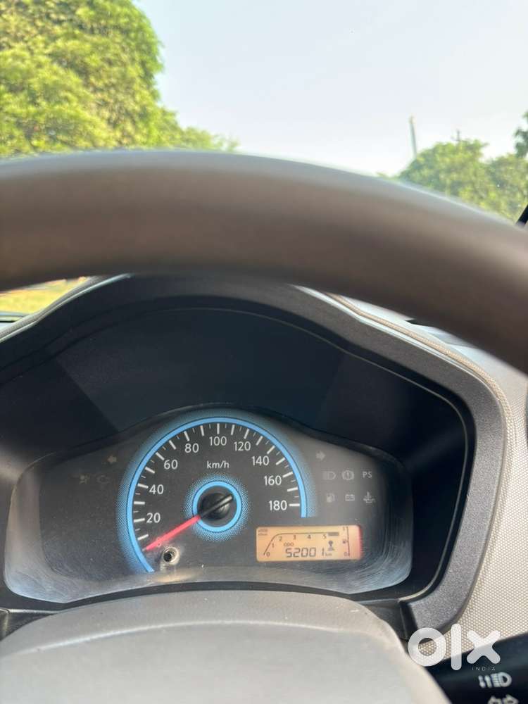Datsun Redigo Limited 2017
