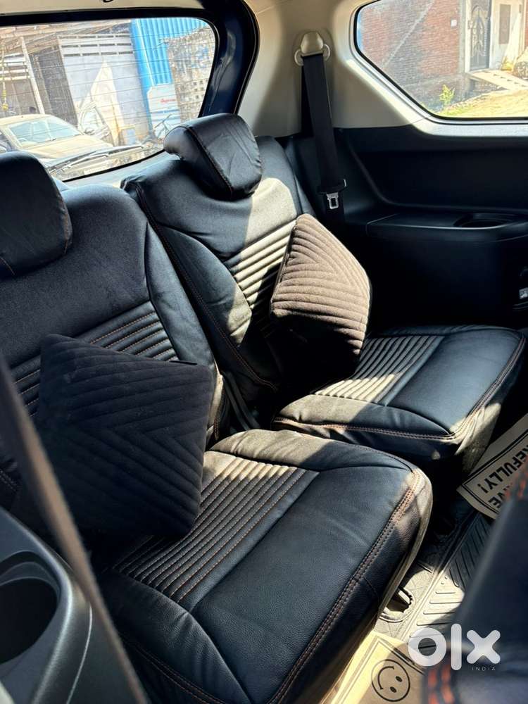 Maruti Suzuki Xl6 2022 Petrol Well Maintained