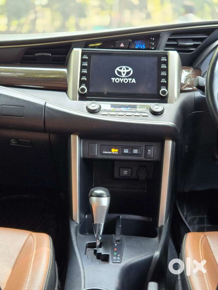 Toyota Innova Crysta [2020-ongoing] 2.4 Zx At 7 Str, 2022, Diesel