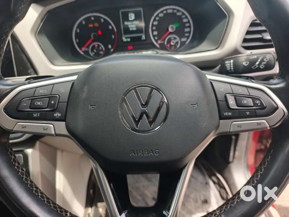 Volkswagen Taigun 1.0 Tsi Highline At, 2022, Petrol