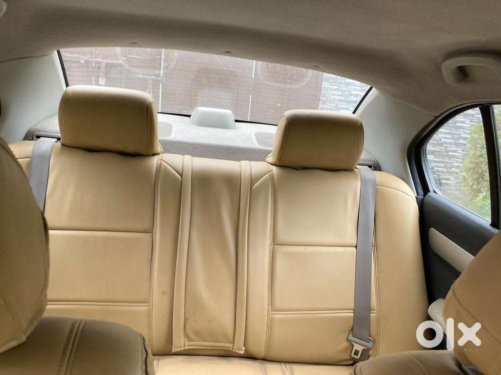 Maruti Suzuki Swift Dzire 2010 Petrol Well Maintained