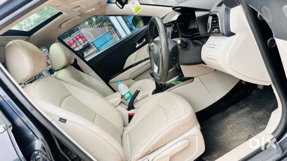 Mahindra Xuv300 W8 Option Diesel, 2022, Diesel