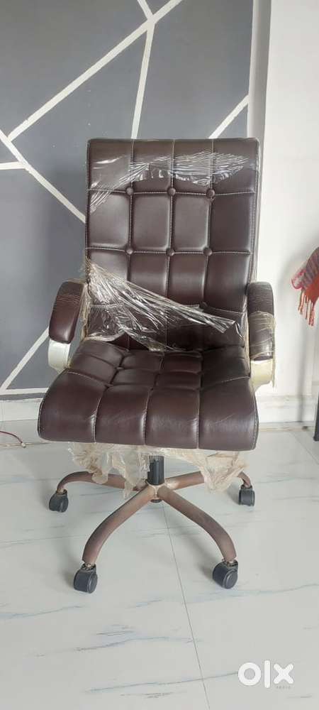 Stylish office chair for sale Other Household Items 1819749597