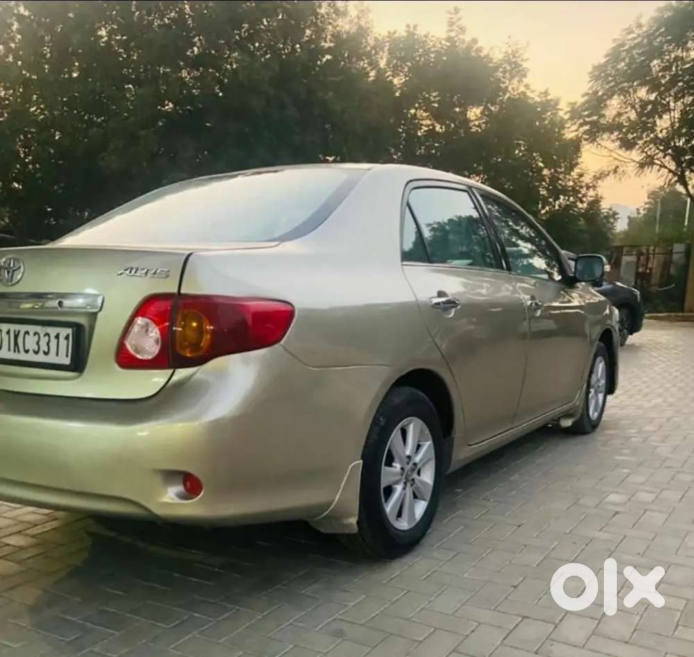 Toyota Corolla Altis 2009