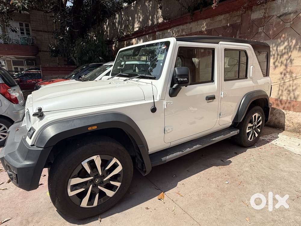 Mahindra Thar Roxx Ax7l Rwd Diesel At, 2025, Diesel