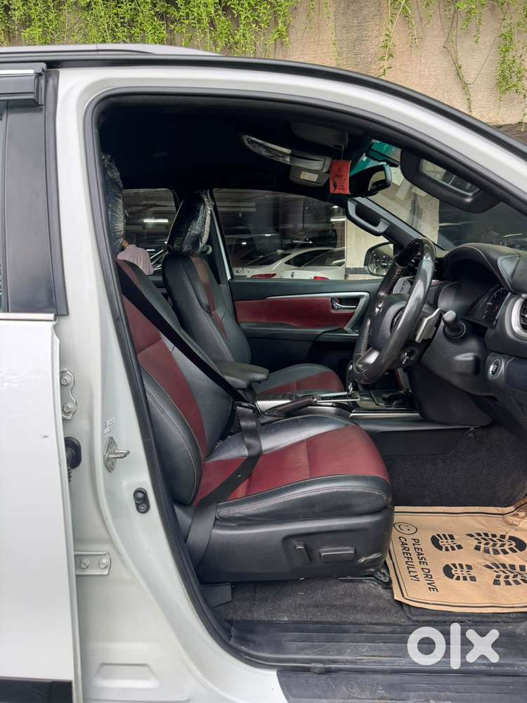 Toyota Fortuner Legender 4x2 At 2.8, 2023, Diesel