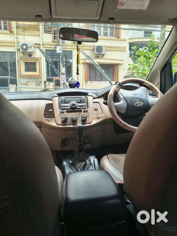 Toyota Innova 2015 Diesel Well Maintained