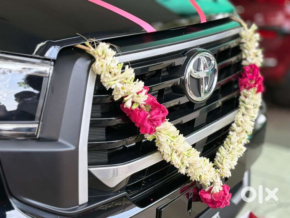 Toyota Innova Crysta 2025 Gx Plus Mt 7star