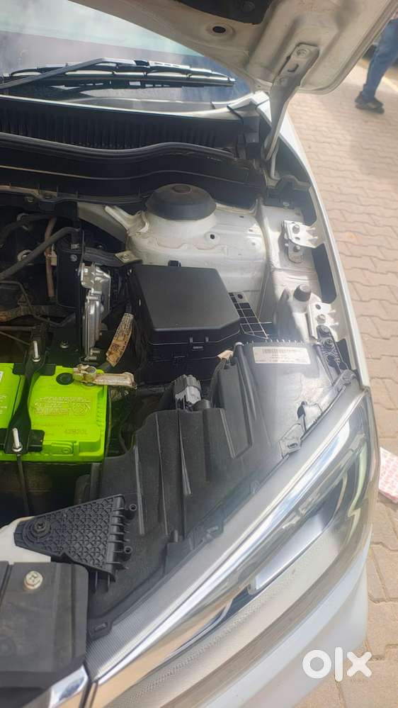 Maruti Suzuki Vitara Brezza 1.5 Zxi, 2021, Petrol