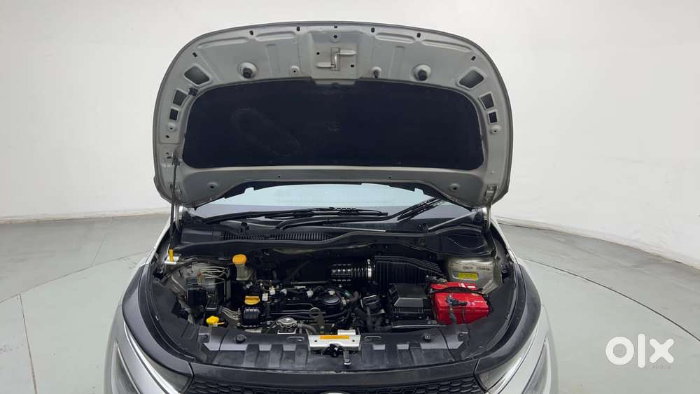 Tata Altroz Xz, 2020, Petrol