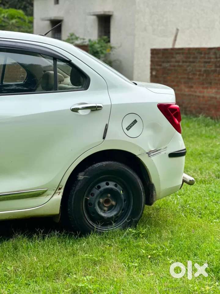 Maruti Suzuki Dzire 1.2 Vxi, 2022, Petrol