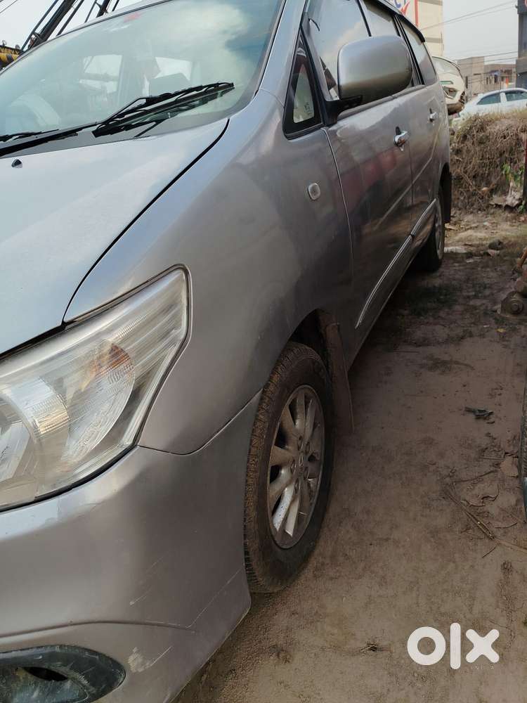 Toyota Innova 2.5 Z Diesel 7 Seater, 2015, Diesel