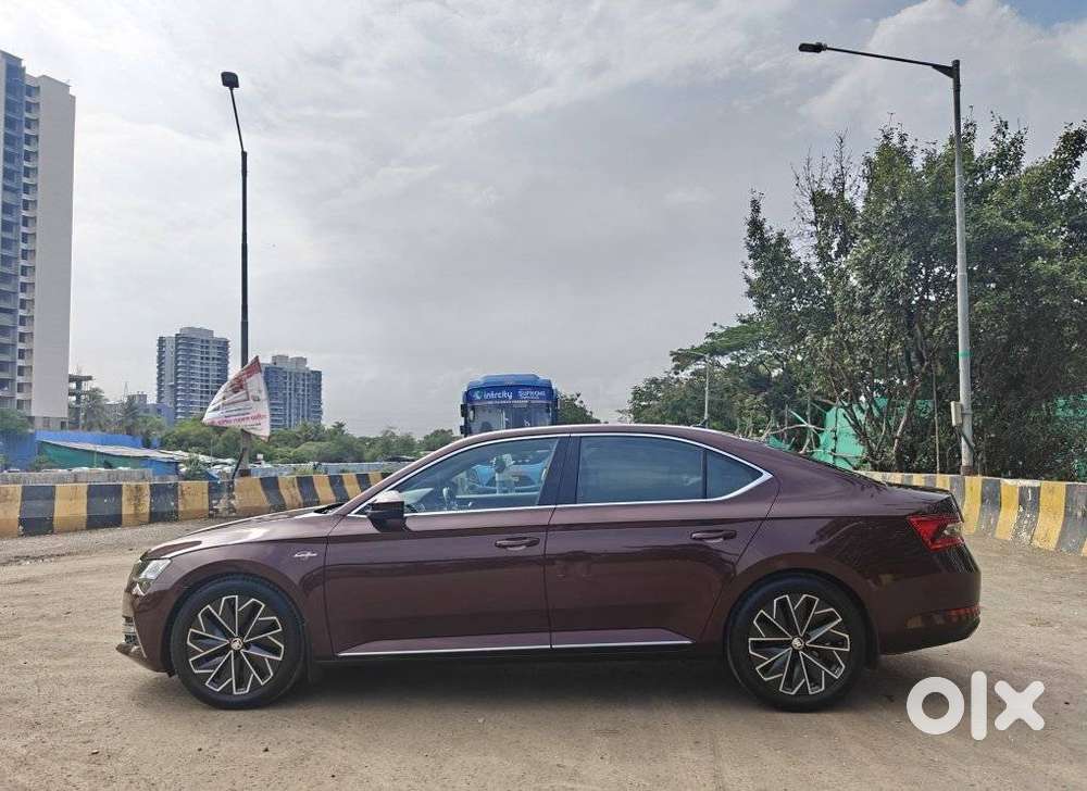 Skoda Superb 2.0 L&k Tsi At, 2024, Petrol