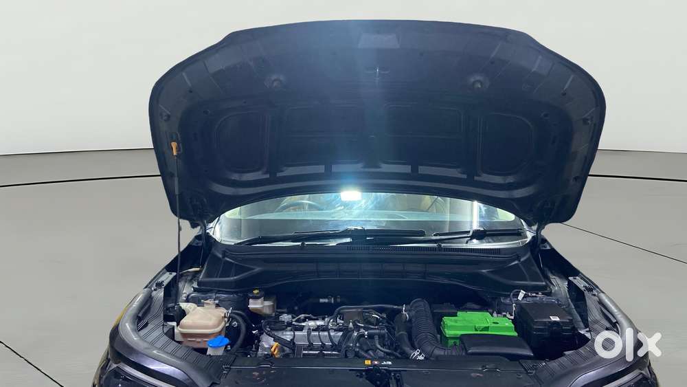 Kia Carens 1.4 Luxury Plus Dct 7 Str, 2022, Petrol