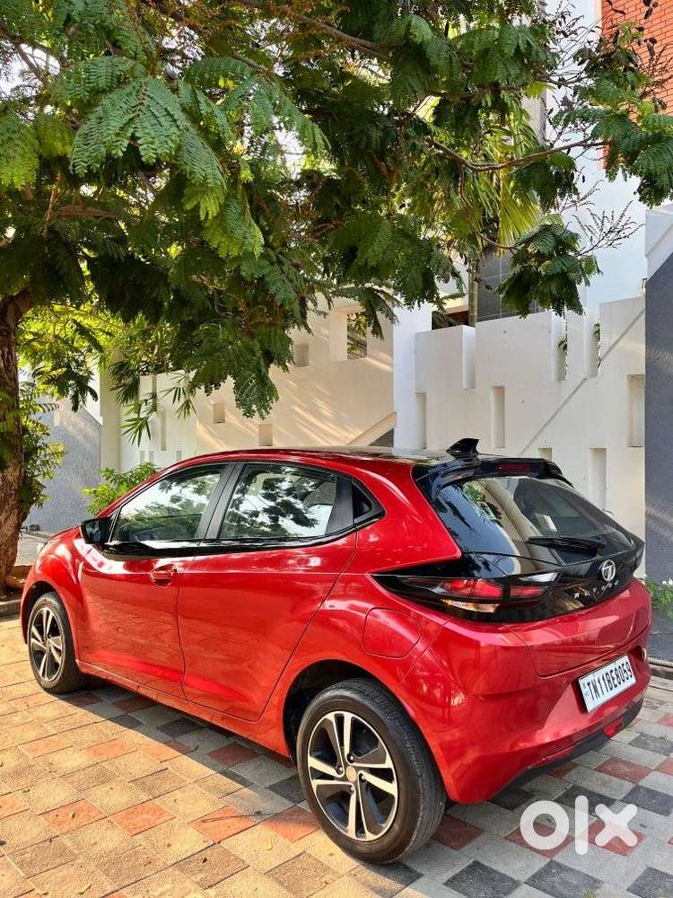 Tata Altroz, 2023, Petrol