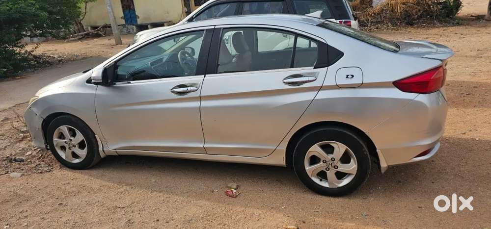 Honda City Zx 2014 Diesel 133000 Km Driven