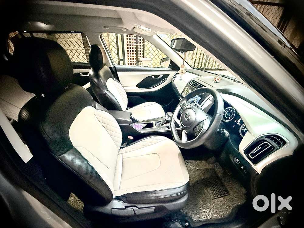 Creta Showroom Condition Female 20000 Kms Only