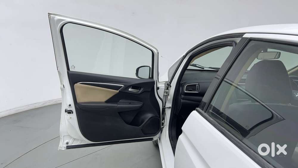 Honda Jazz [2020-2023] 1.2 Vx I-vtec Mt, 2019, Petrol