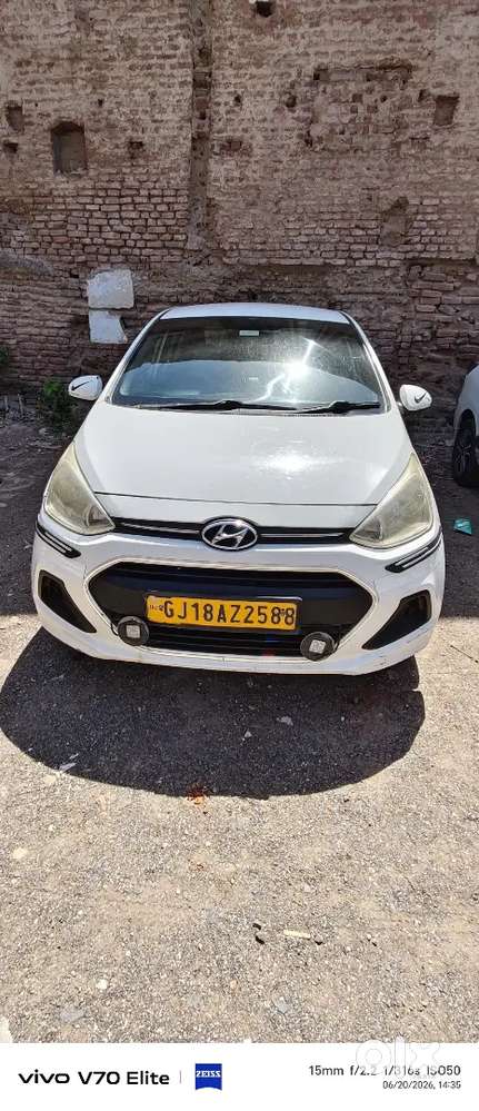 Hondai Xcent