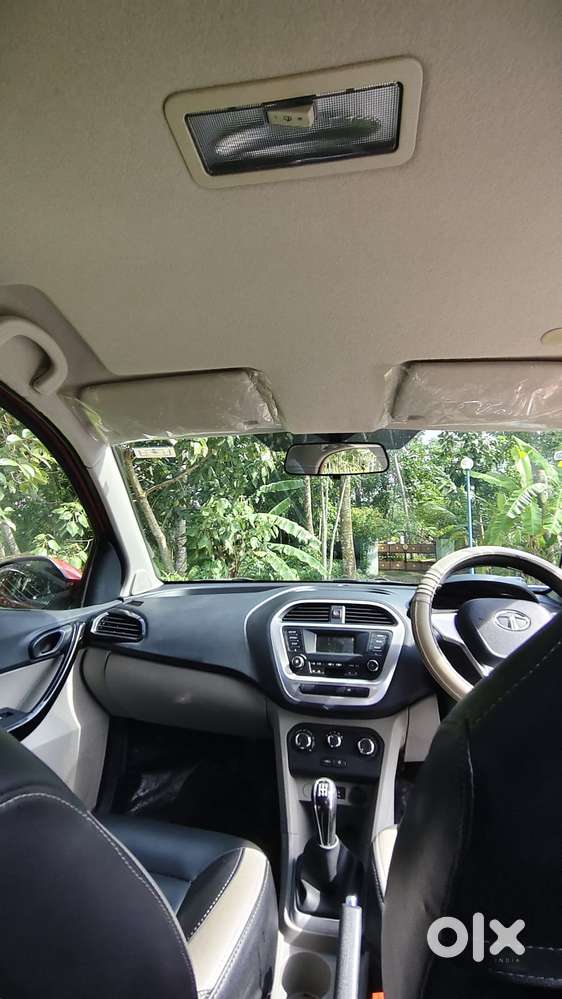 Tata Tiago 1.2 Revotron Xt, 2017, Petrol