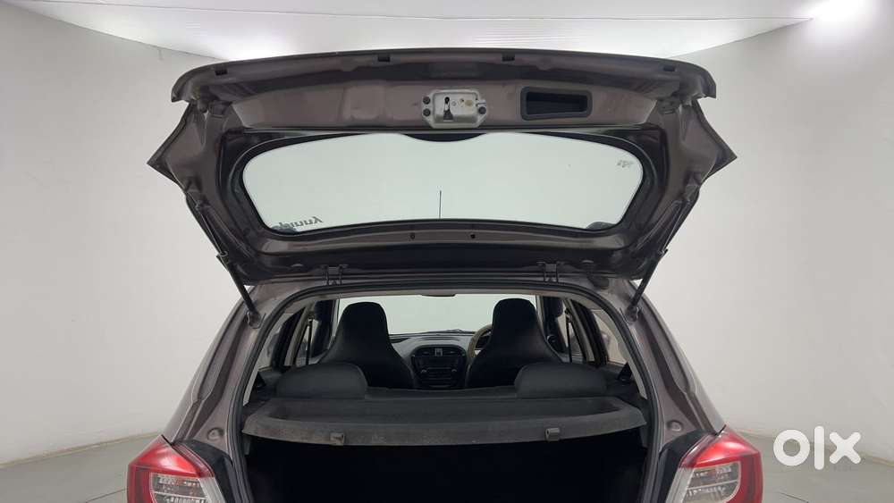 Tata Tiago 1.2 Revotron Xt, 2017, Petrol