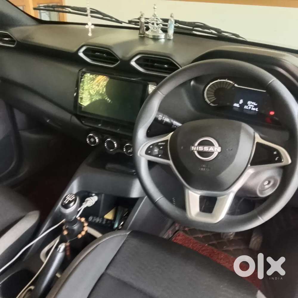 Nissan Magnite 2025 Petrol Well Maintained