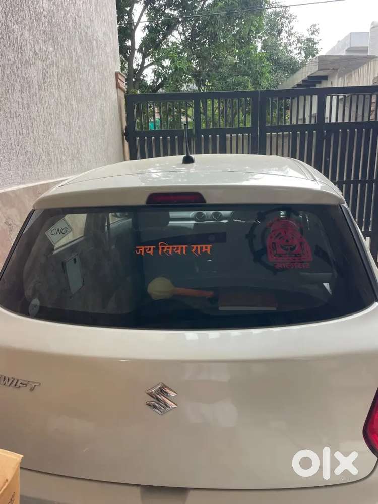 2023 Maruti Suzuki Swift Vxi 32000 Km