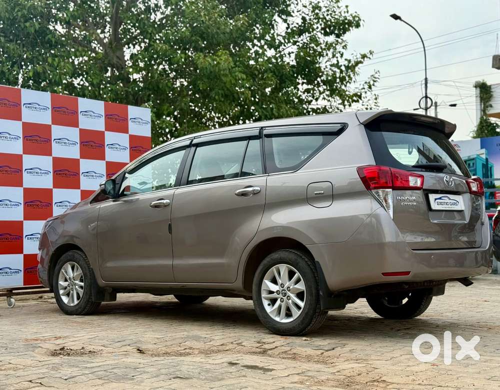 Toyota Innova Crysta 2.4 G Mt, 2019, Diesel