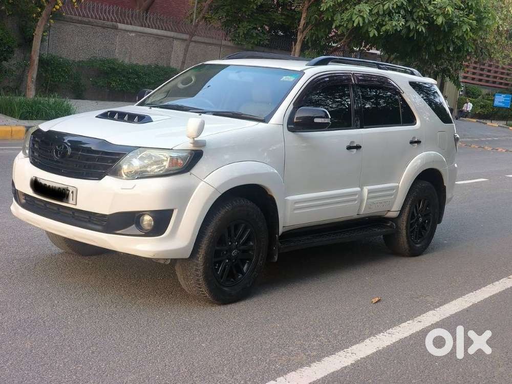 Toyota Fortuner 2011-2016 4x2 Manual, 2012, Diesel