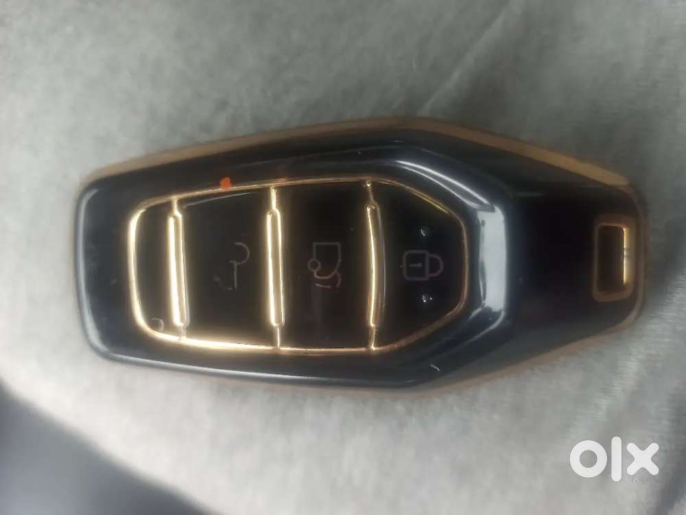 Mahindra Xuv500 Diesel Manual 2nd Owner 2018